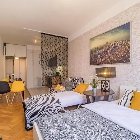 Rent Like - Olawska 1 فندق فروتسواف